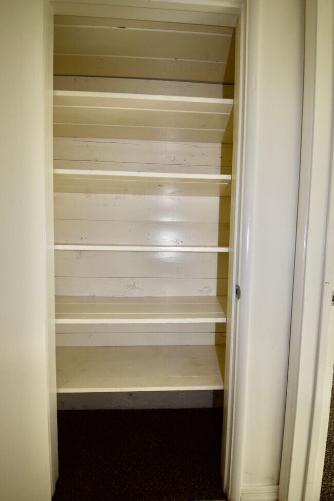 Building Photo - Cute 3 bedroom 2 bath Mesa home!