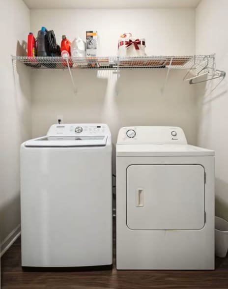 Laundry room - 301 Lanyard St