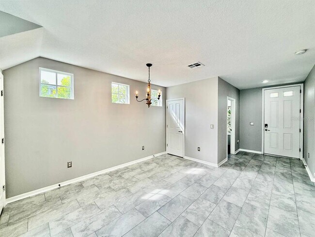 Building Photo - 10653 Marsha Dr