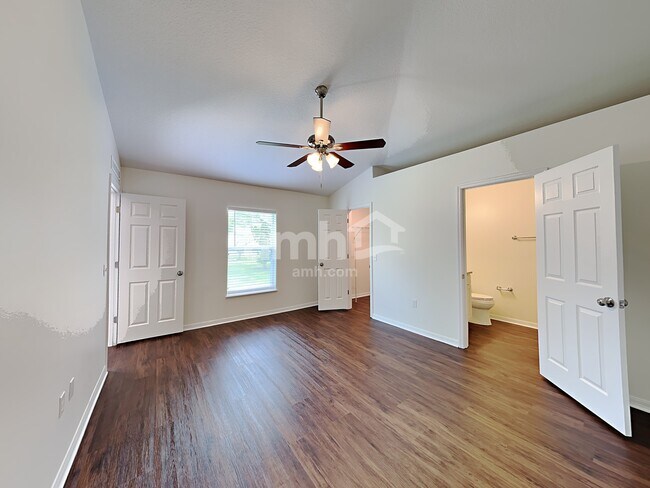 Building Photo - 1812 Roper Rd
