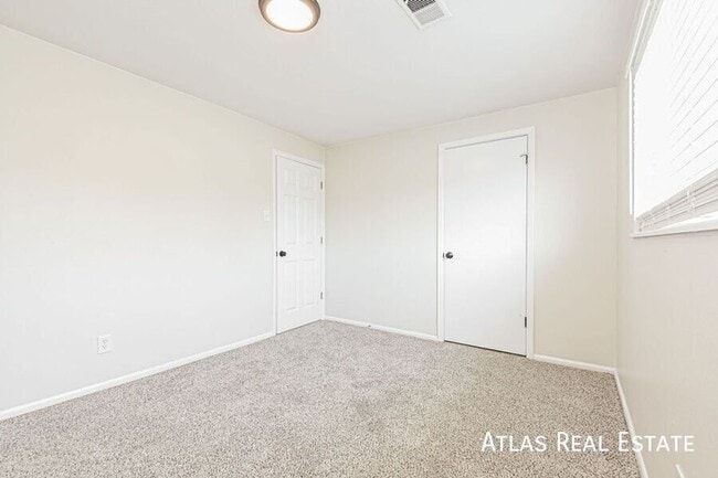 Building Photo - 9421 W 65th Ave