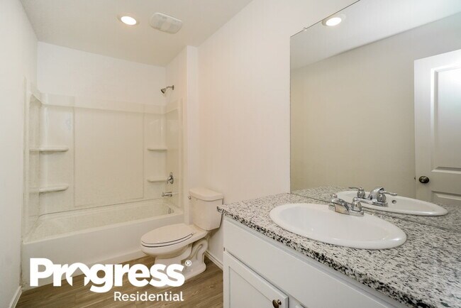 Building Photo - 5933 Antonio Pl