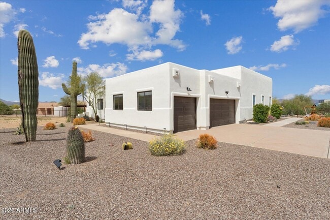 Building Photo - 14604 E Peak View Rd