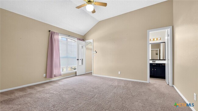 Building Photo - 3507 Christie Dr