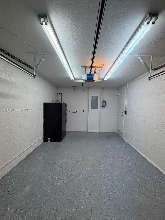 Building Photo - 14525 NW 88th Ave