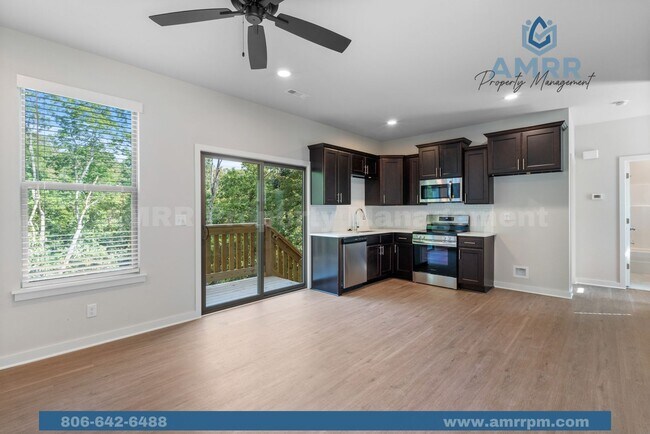 Building Photo - New Beginnings Start At AMRR: 2 Bedroom Lakehouse in Bella Vista!