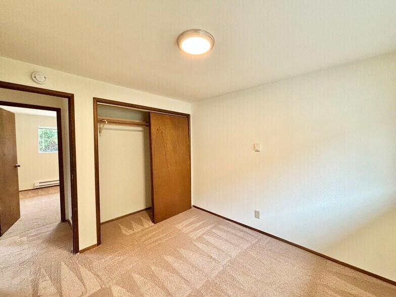 Building Photo - 4061 28th Ave SW