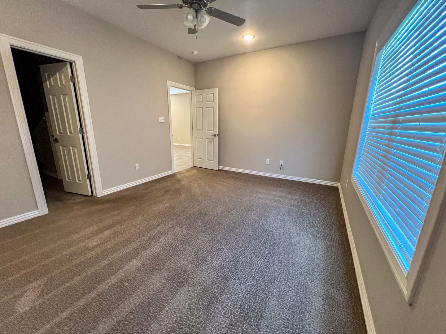Building Photo - 9820 Mylea Cir