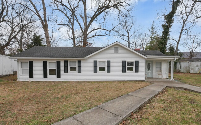 Primary Photo - 40 Case Cir