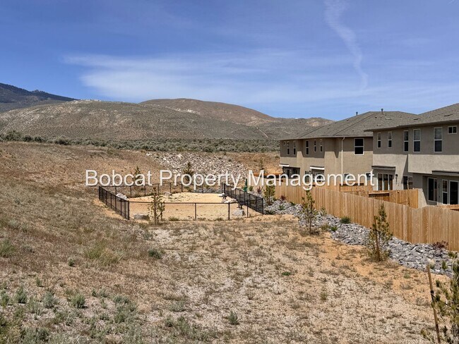 Building Photo - Stylish Corner Lot Townhome with No Rear Neighbors