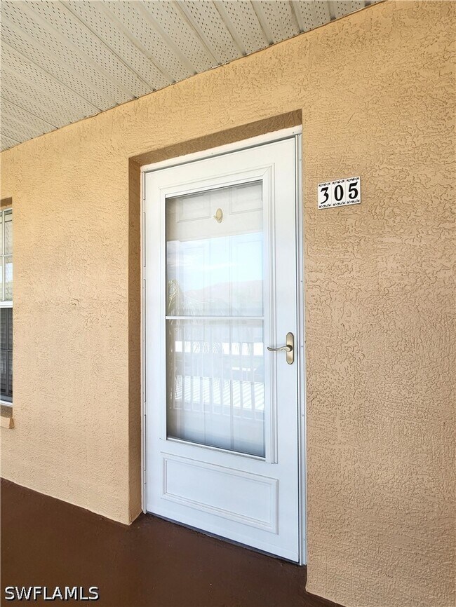 Building Photo - 9640 Victoria Ln