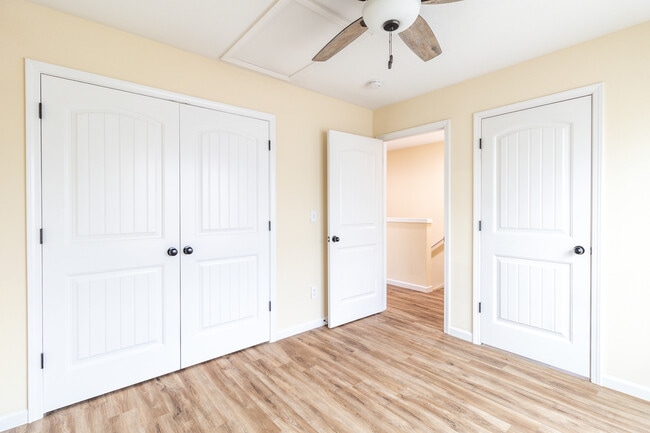Building Photo - 936 Warrior Hill Dr