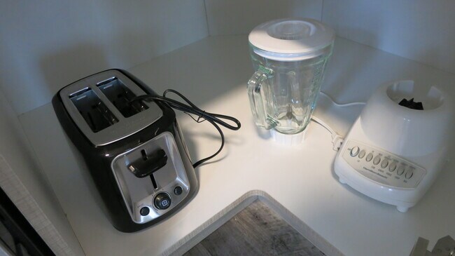 Building Photo - Hope Street