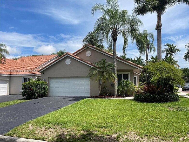Primary Photo - 10101 NW 5th St