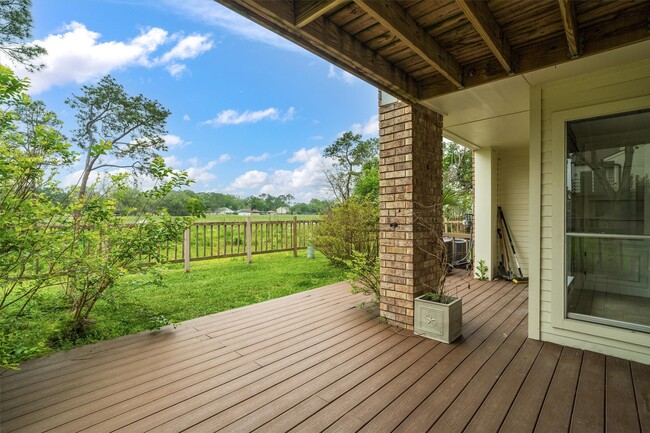 Building Photo - 16212 Seahorse Dr