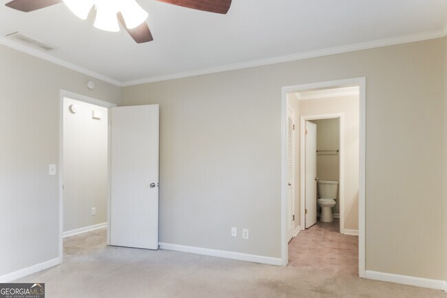 Building Photo - 1877 Brandy Ln SE