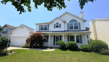 Building Photo - 611 Buttercup Dr