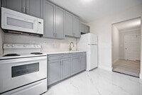 Building Photo - 219 NW 10th Ave