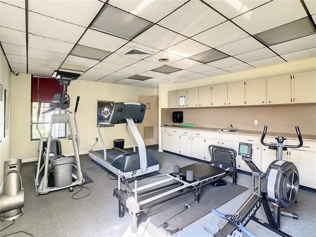 Building Photo - 2333 Feather Sound Dr