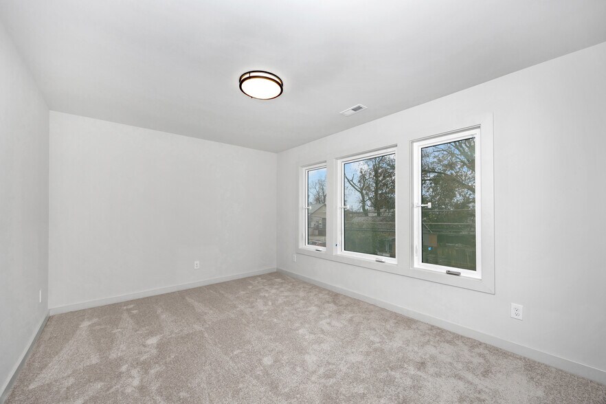 Building Photo - 2510 Freeman Rd SW