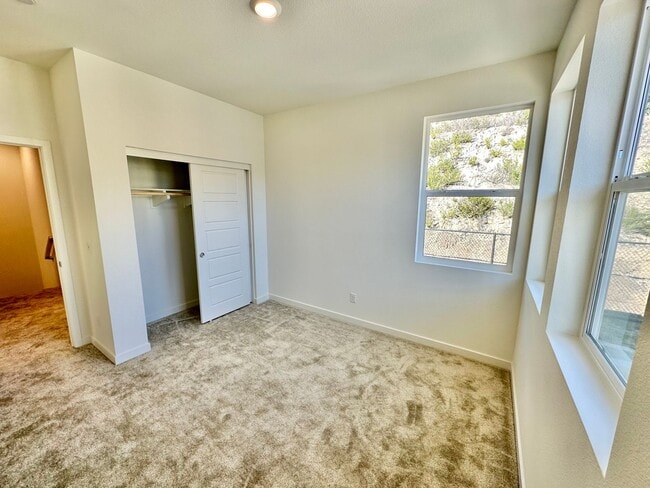 Building Photo - Brand New Townhome Overlooking Mission Valley