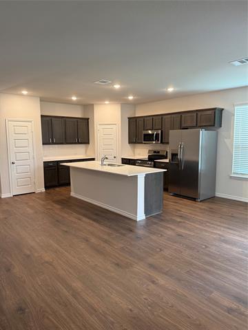 Building Photo - 409 Saddle Ln