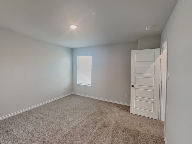 Building Photo - Like-New 2024 Build with Office, Game Room & Designer Finishes in Prime Fort Worth Location!