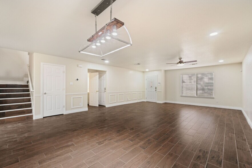 Building Photo - 7706 Mainland Woods