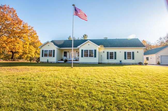 Building Photo - 44 Merrill Corner Rd