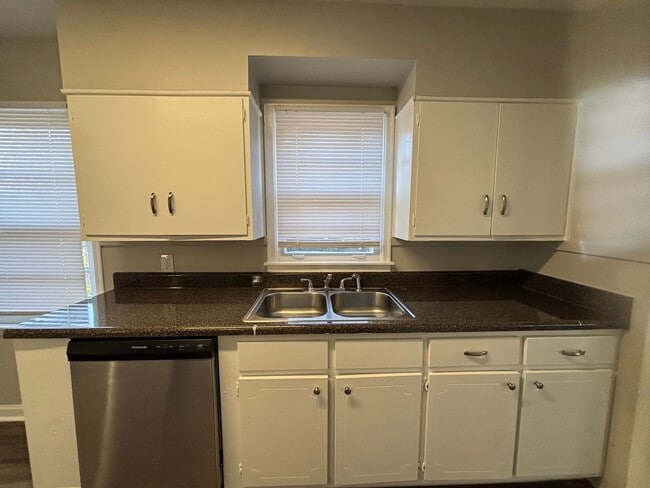 Building Photo - 4699 Given Ave