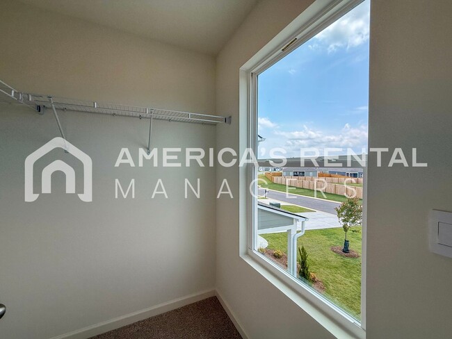 Building Photo - New Construction Home for Rent in Kimberly...