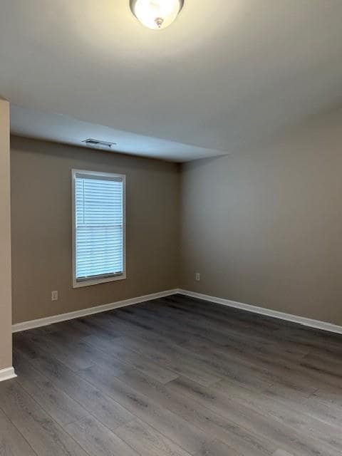 Building Photo - 2718 Beynon Ln NE