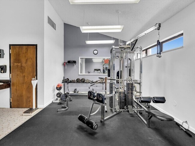 Building Photo - 6570 Royal Palm Blvd