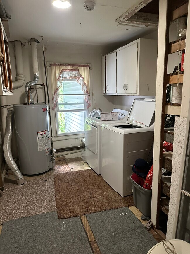 Laundry Room - 28-30 Columbia Ave