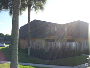 Building Photo - 3802 38th Way