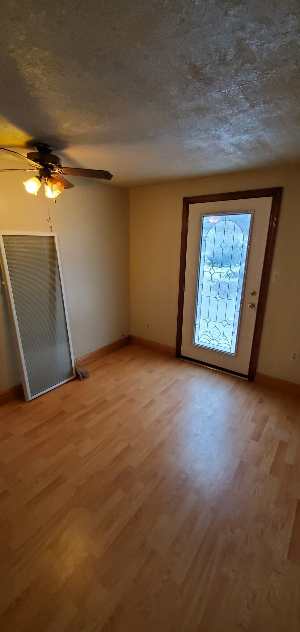 Master bedroom - 410 Morton Ave