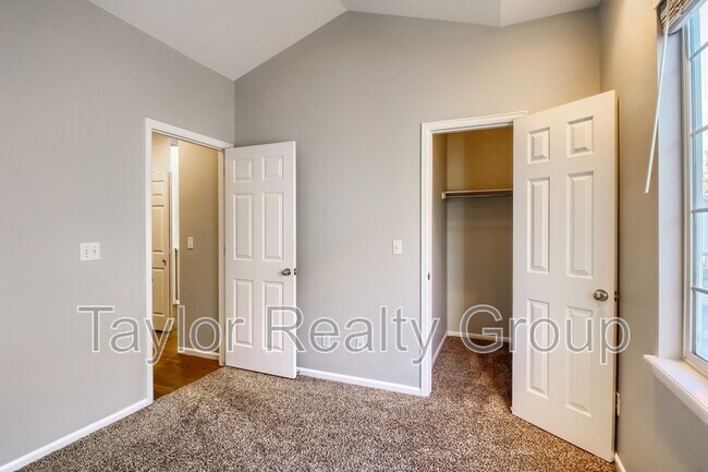 Building Photo - 4130 E 119th Pl