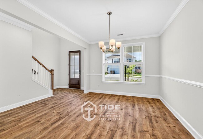 Building Photo - Comfort & Convenience in a Prime Location