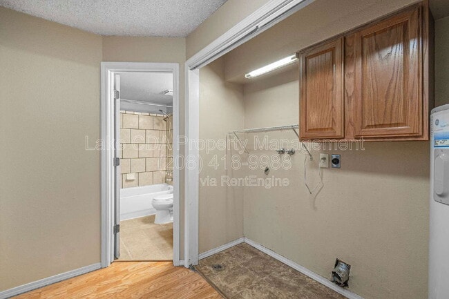 Building Photo - 205 E Boise Ave