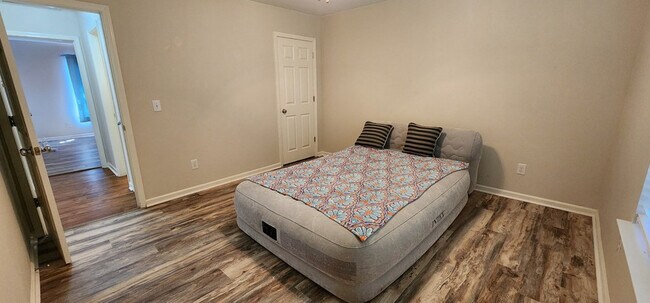 Building Photo - 2830 Amidala Ln