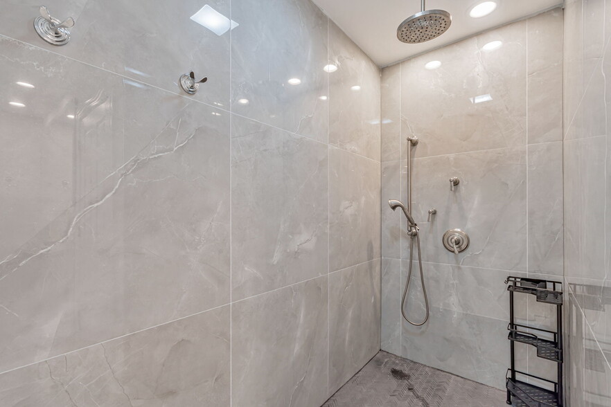 Building Photo - 6235 4th St