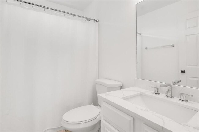 Building Photo - 87 Ormond St SE