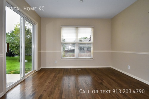 Building Photo - 14807 Robinson St