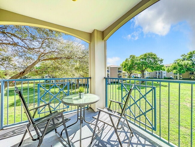 Building Photo - Westpointe Boulevard, Orlando, FL 32835 - 1 BR 1 BA condo