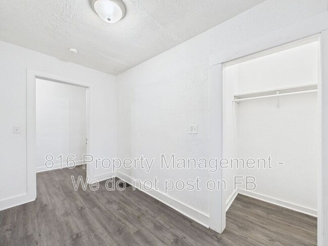 Building Photo - 1513 Rowland Ave