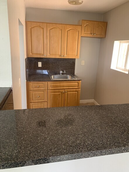 Building Photo - 1036 SW 3rd St