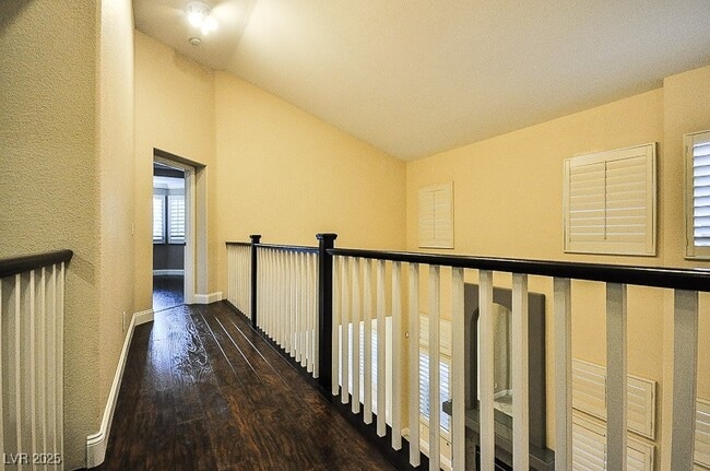 Building Photo - 9129 Eagle Ridge Dr