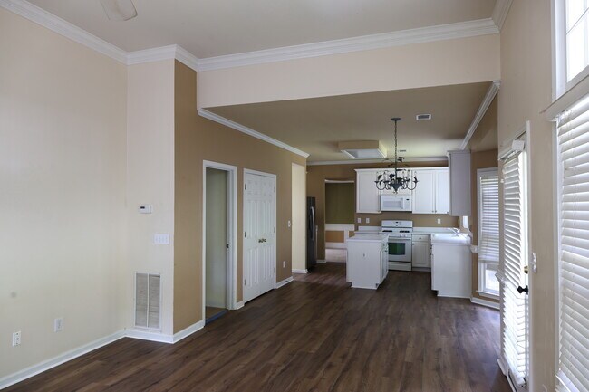 Building Photo - 7045 Devonhall Way