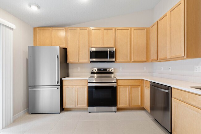 Building Photo - 24 Untermeyer Pl