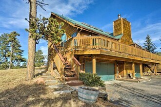 Building Photo - 920 Ponderosa Way